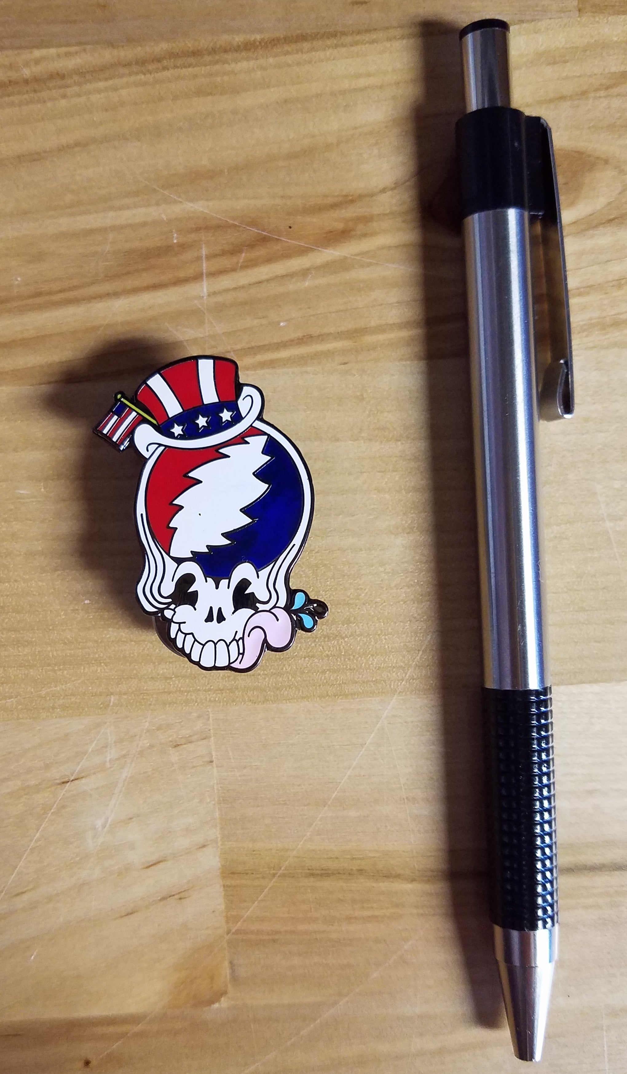 Title: Grateful Dead "Fare Thee Well" - 50th Anniversary Enamel Pin Poster artist: Edition: Type: Size: .5" x 1" Location: Venue: Notes: 2 clasp backing.