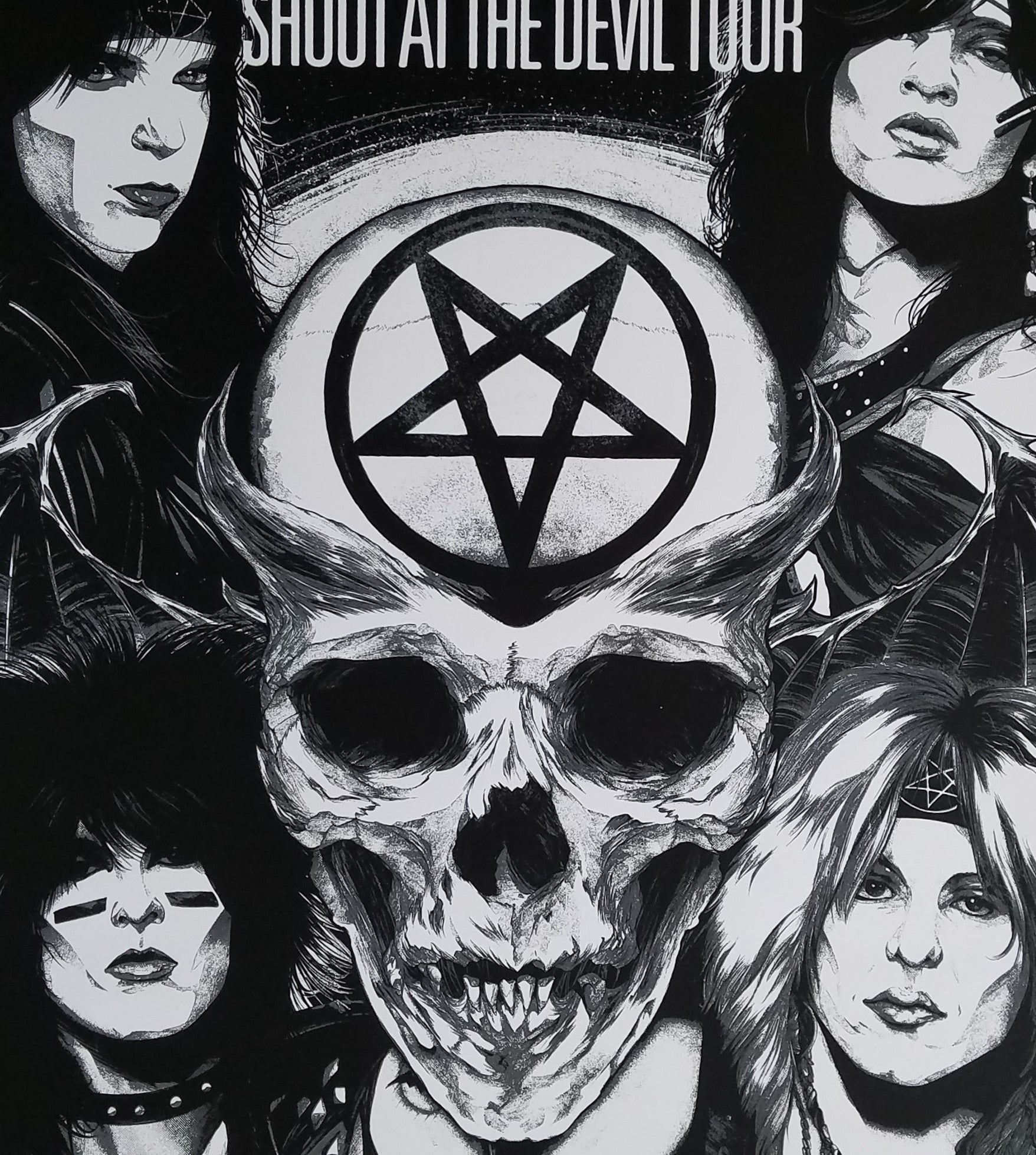 Title: MÖTLEY CRÜE NEW YORK CITY 1983 BY WILDNER LIMA (MAIN EDITION) Poster Poster artist: Wildner Lima Edition: xx/200 Type: Screen Print Size: 18" x 24" Location: New York City Venue: Limelight Notes: Officially Licensed by Mötley Crüe. Printed on French White.  Holographic sticker on back of print for authenticity.  Please allow up to 8 weeks for shipment of item(s)