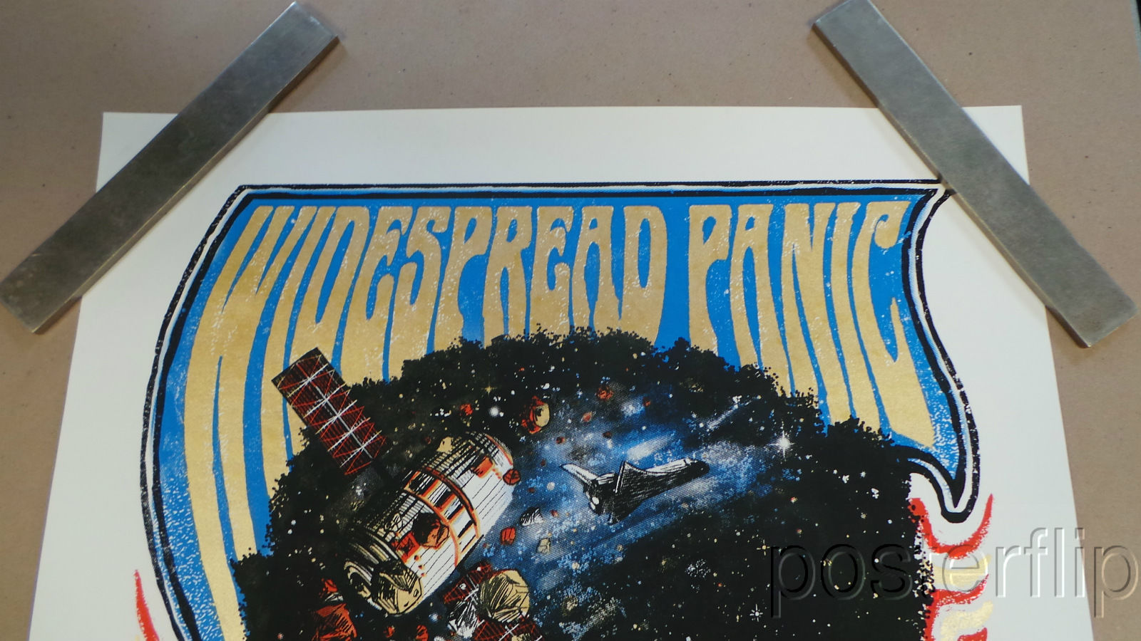 Title: "Widespread Panic - Red Rocks, CO 2015" Poster artist: Zeb Love Edition: 50 Type: Screen Print Size: 18" x 24" Location:  Morrison, CO Venue: Red Rocks Ampitheatre Notes:  Released in 2015. Signed and numbered by the artist.  Print is stored flat in very good condition. Following purchase, prints are rolled in archival paper and shipped with bubble wrap in sturdy cardboard tubes.