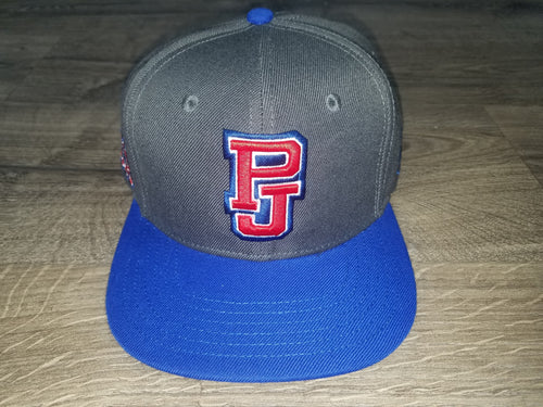 Notes:  Purchased from the Pearl Jam Merch Tent outside of Wrigley field on August 16, 2018.  Never worn.  Ready to ship!