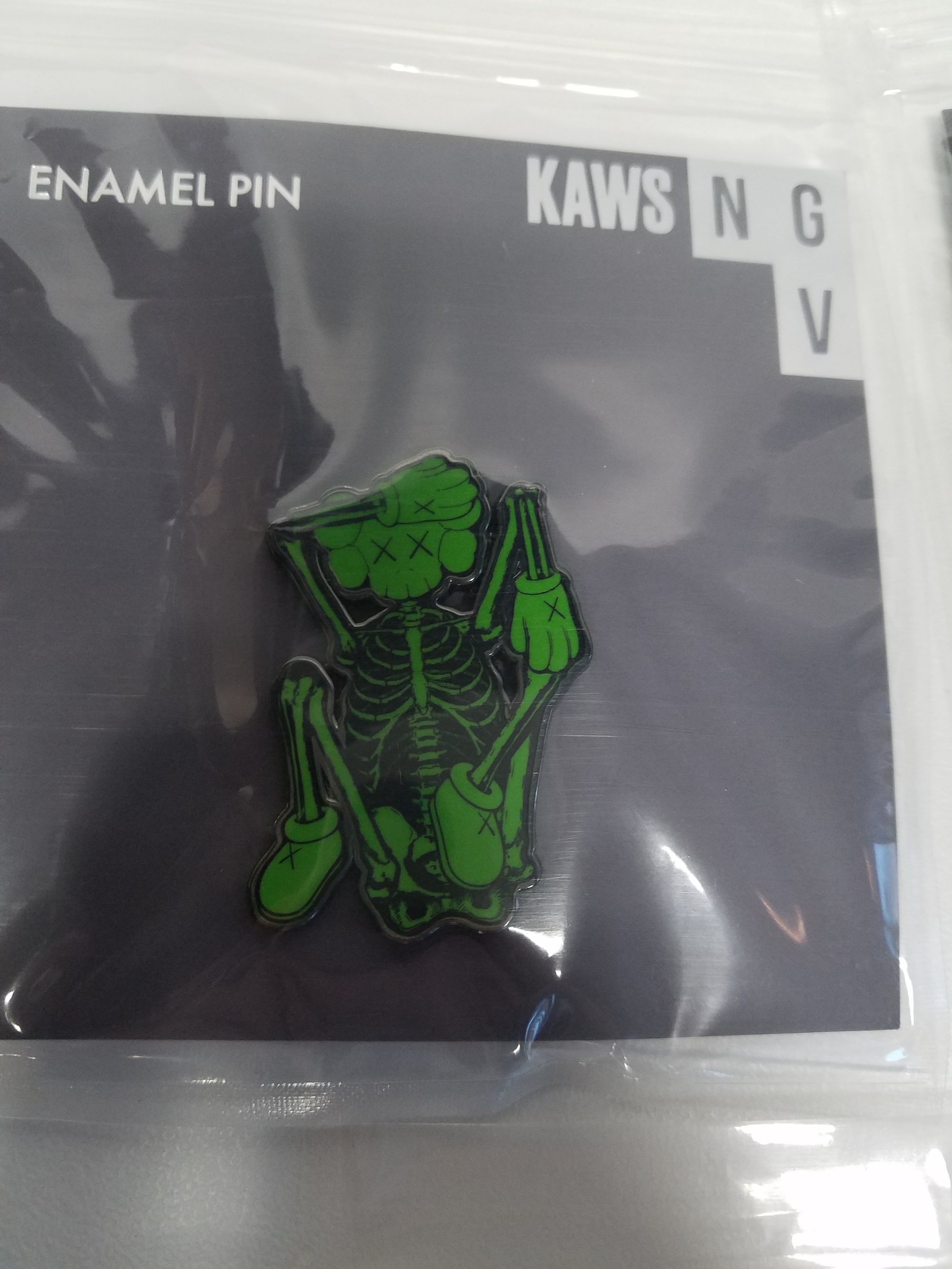 KAWS - KAWSONE Skeleton Pin green yellow orange set