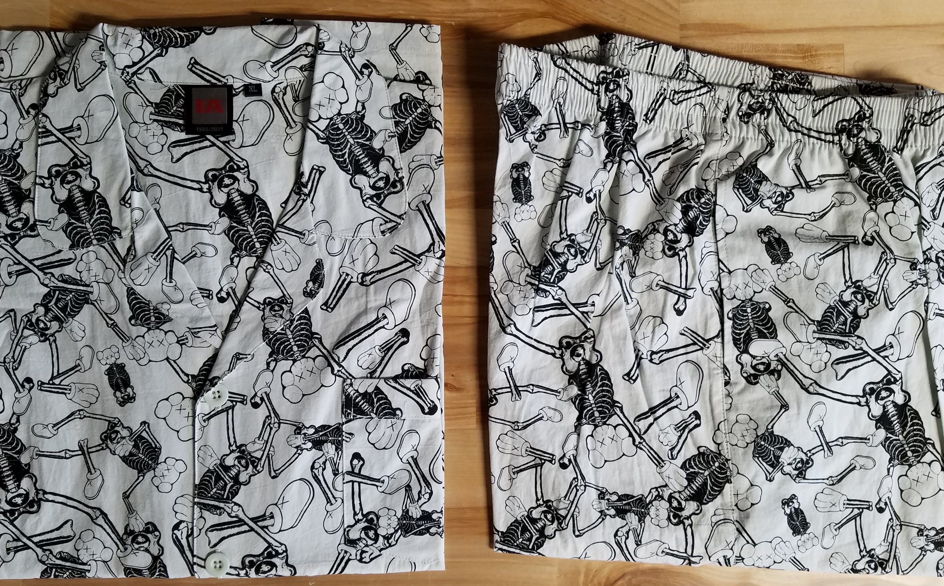 KAWS Skelton Print Pajama Set XL - Infinite Archives x