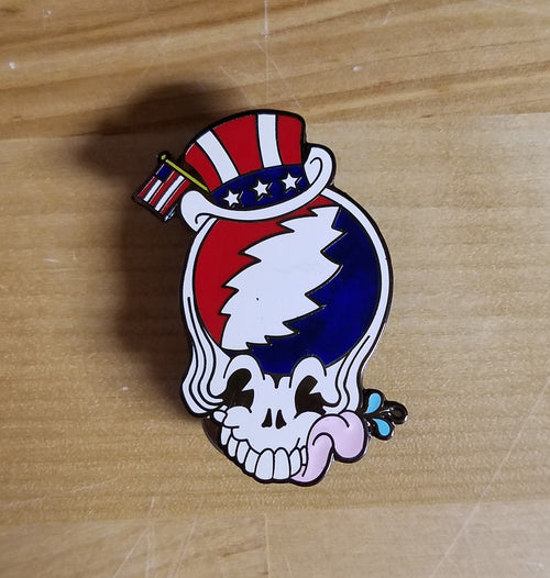 Title: Grateful Dead "Fare Thee Well" - 50th Anniversary Enamel Pin Poster artist: Edition: Type: Size: .5" x 1" Location: Venue: Notes: 2 clasp backing.