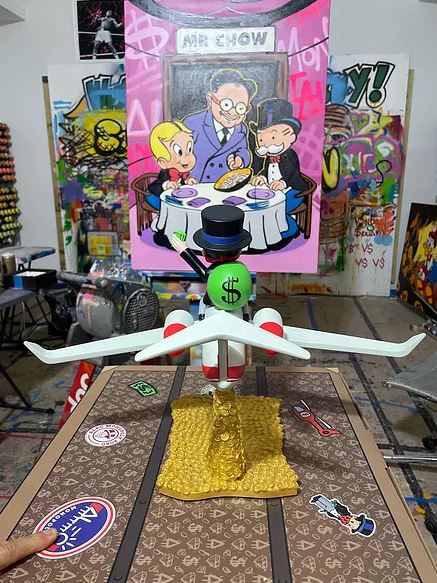 Alec Monopoly - "Rich Airways" Figurine